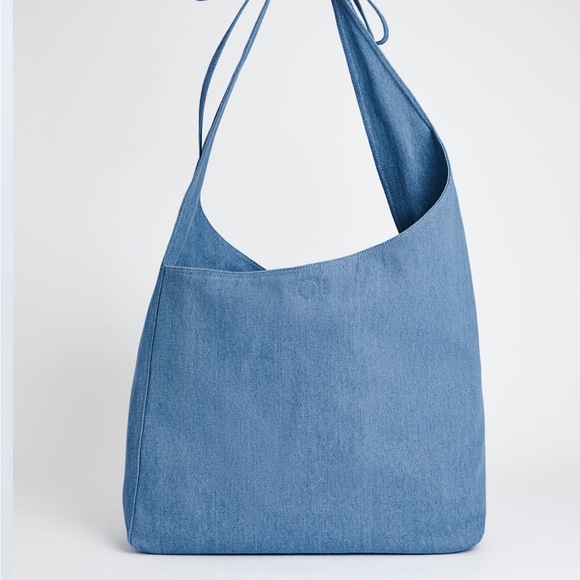 REFORMATION Oversized Vittoria Tote - Picture 2 of 15